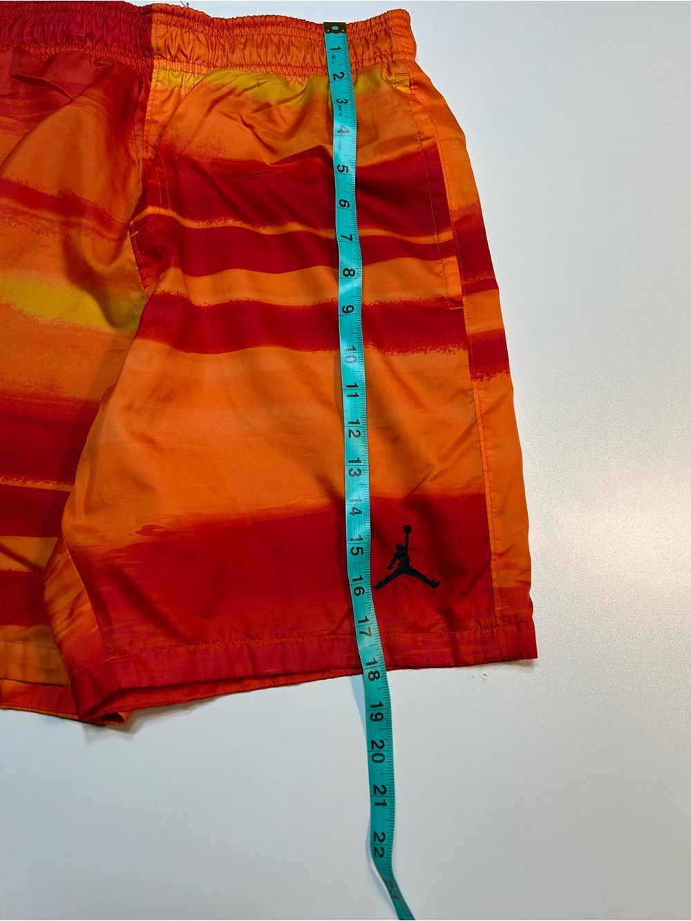 Jordan Legacy AJ11 Printed Shorts Orange Red Sunset Gradient - Picture 6 of 8